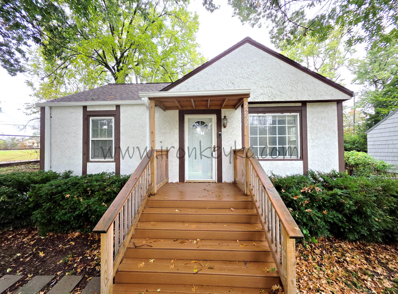 2232 South 13th Terrace