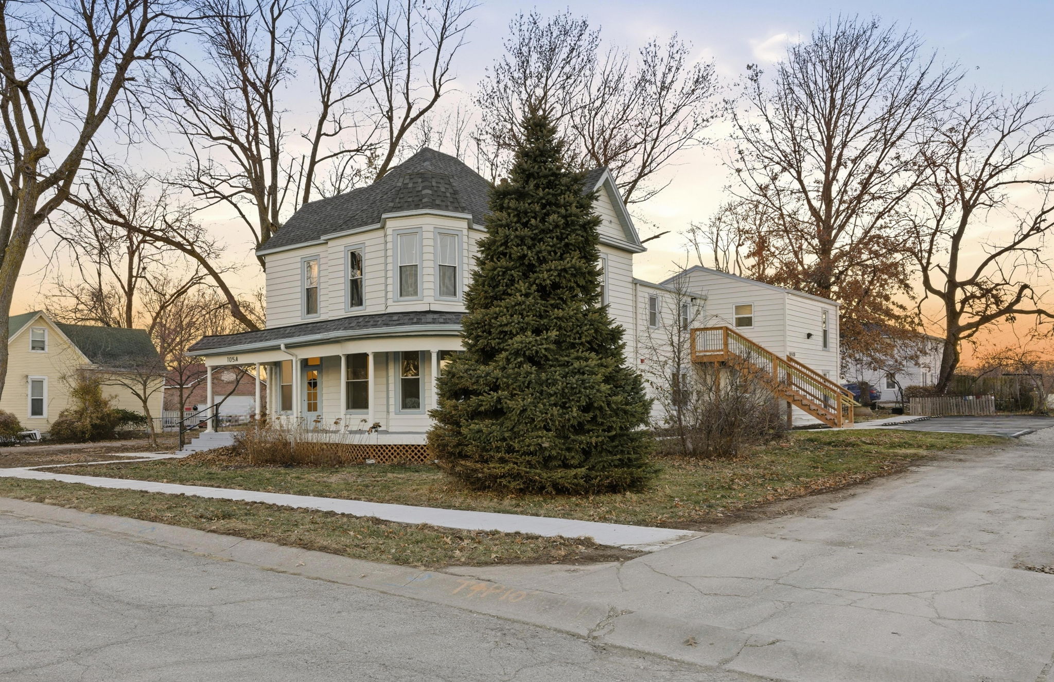 105 Southwest 9 Street, Unit B